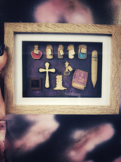 Vampire Hunting Kit 3D Frame Purple
