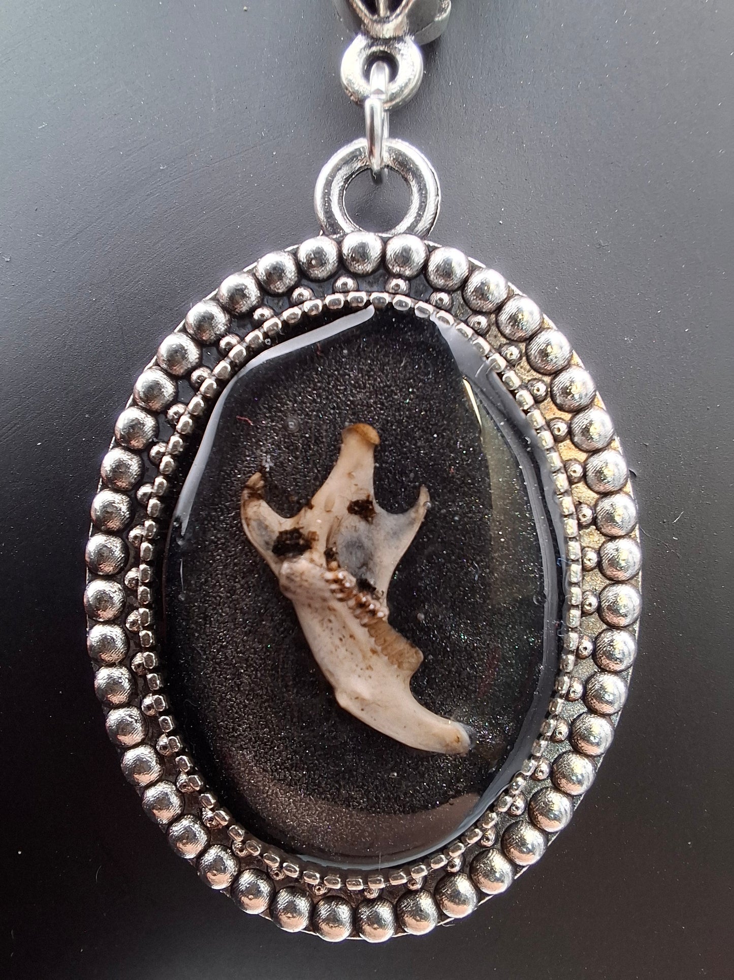 Jaw Pendant Necklace