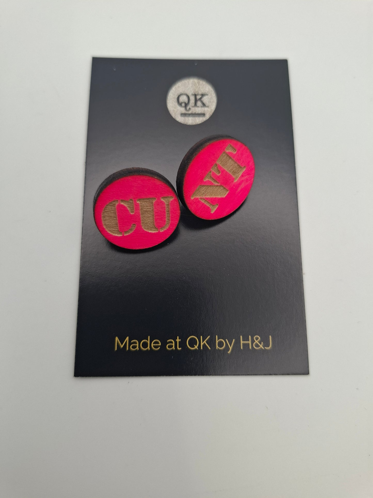 CU Stud Earring Hot Pink